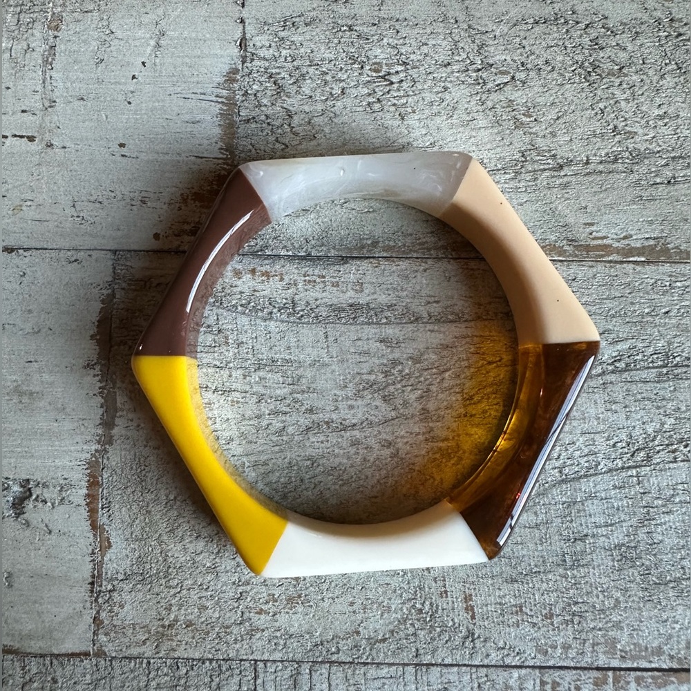 Irregular statement bangle